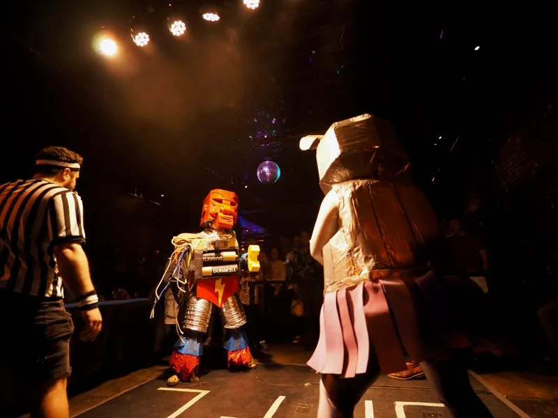 Giant Robot Fight Club photograph 6